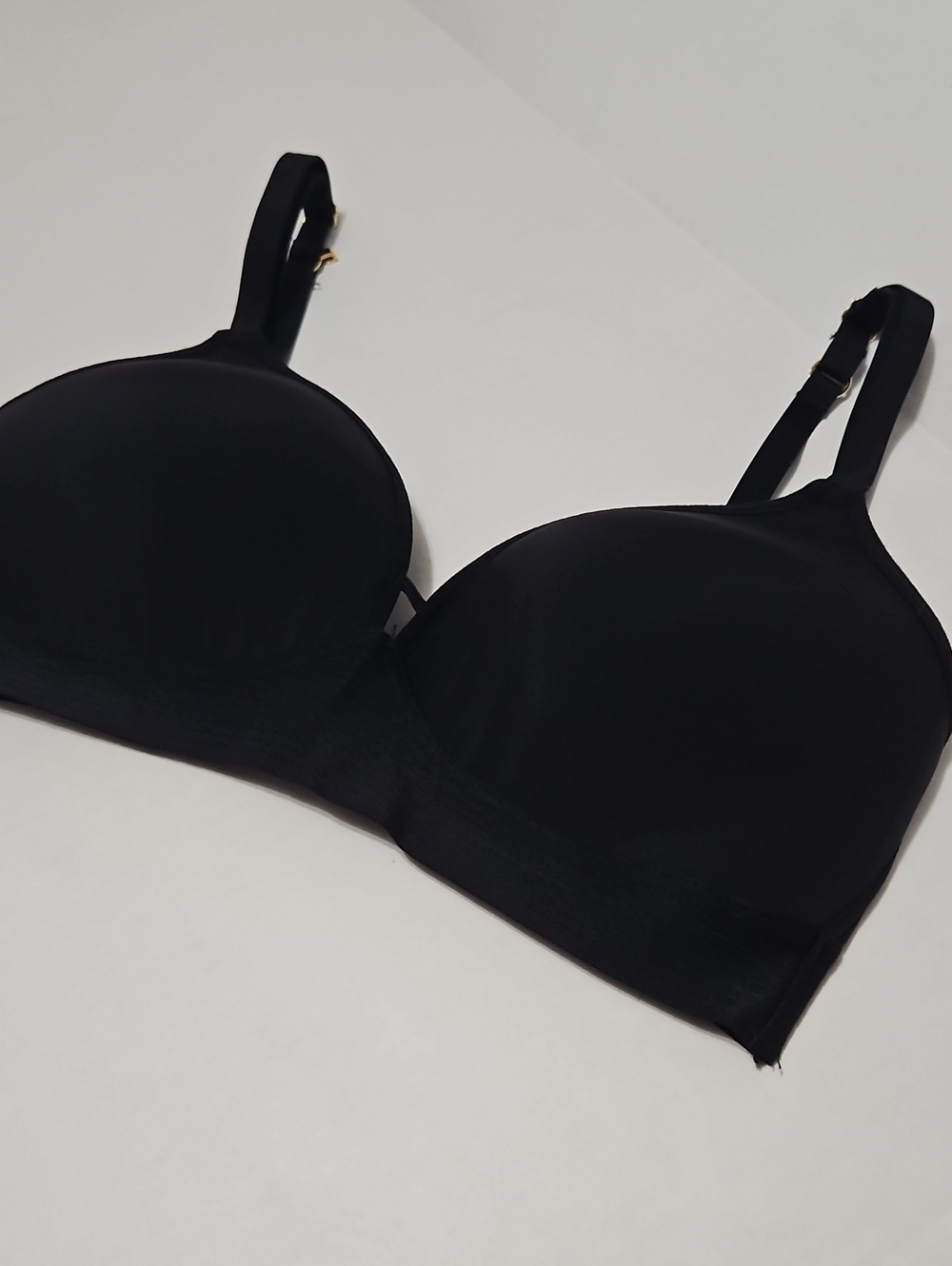 Lively Black Wireless Seamless T-Shirt Bra Size 34C